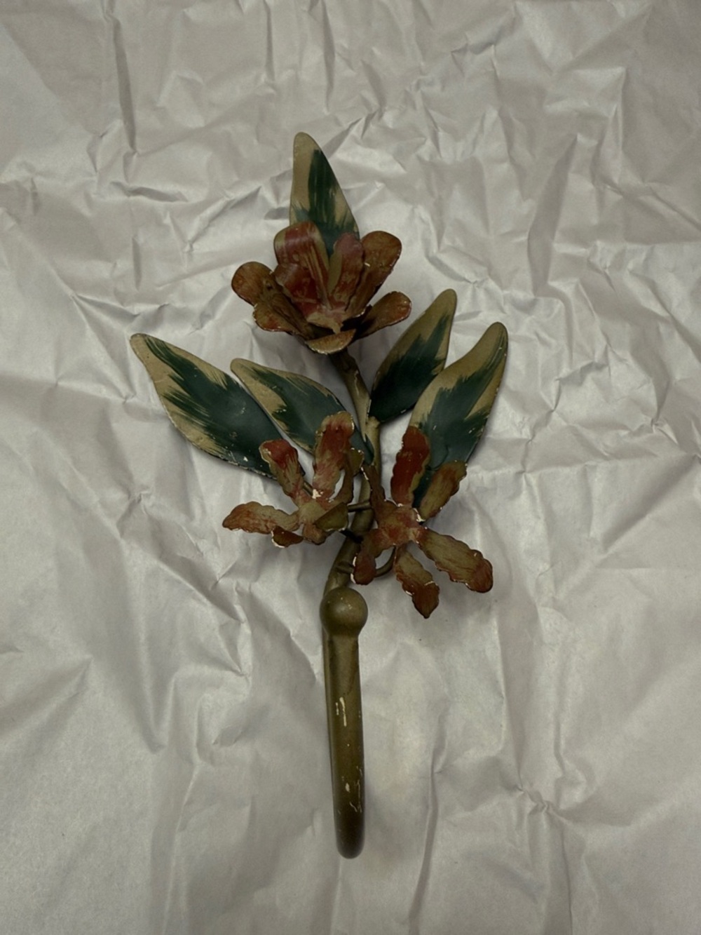 Vintage Metal Floral Wall Hook in Green and Rust. Could be repainted.